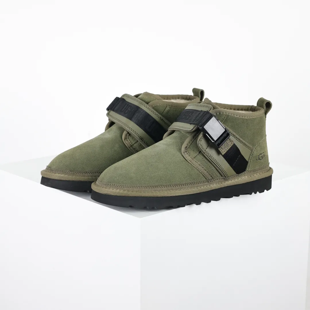 Copywriting price 💰660 Core recommendation Good price Platform foreign trade exclusive UGG Neumel Snapback men's snow boots 1118570 Foreign trade platform Z-exclusive high-end retail quality Produced by ten-year-old brand shoemaking foundry production line Pay attention to every detail Longfeng A-grade genuine sheep fur integrated Made in full compliance with the ZP process Size: 39 40 41 42 43 44